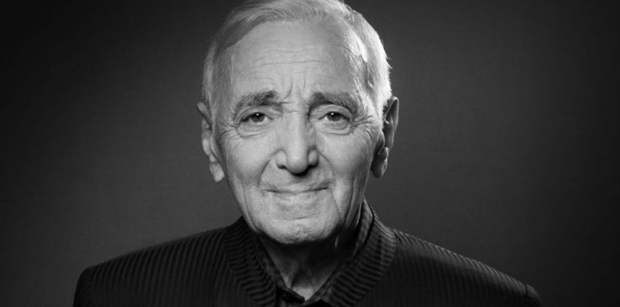 1538398166-charles-aznavour-muere-a-los-94-aos